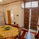 Casa Lanzara - Dimora Storica Nel Cuore Del Pollino Апартаменты