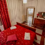 Casa Lanzara - Dimora Storica Nel Cuore Del Pollino Apartment