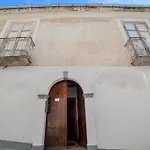 Casa Lanzara - Dimora Storica Nel Cuore Del Pollino