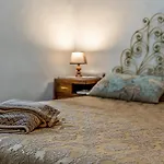 Casa Lanzara - Dimora Storica Nel Cuore Del Pollino *