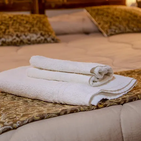 Casa Lanzara - Dimora Storica Nel Cuore Del Pollino Apartment