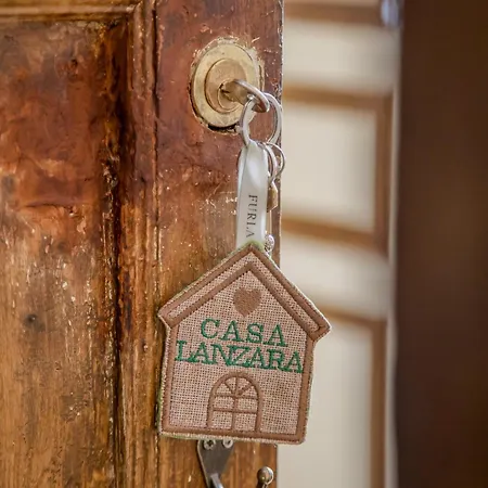 Lägenhet Dimora Storica Nel Cuore Del Pollino