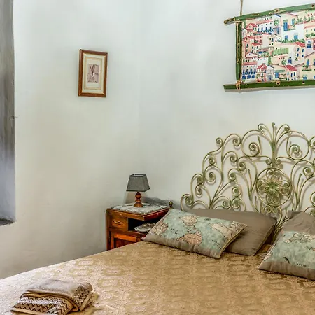 Casa Lanzara - Dimora Storica Nel Cuore Del Pollino