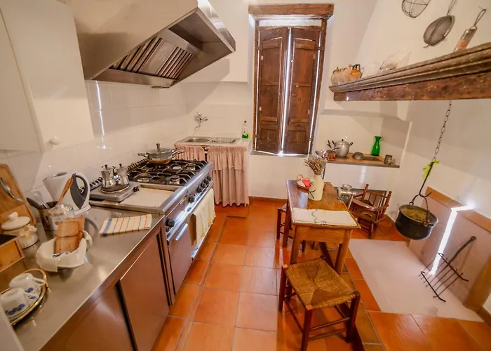 Casa Lanzara - Dimora Storica Nel Cuore Del Pollino