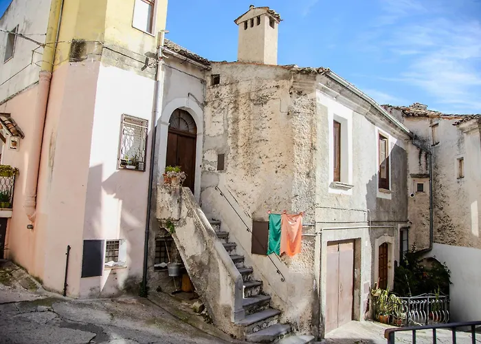Casa Lanzara - Dimora Storica Nel Cuore Del Pollino 公寓